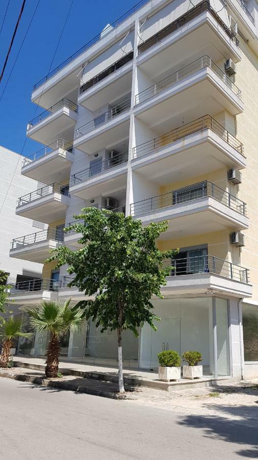 Apt Sarande Bagian luar foto